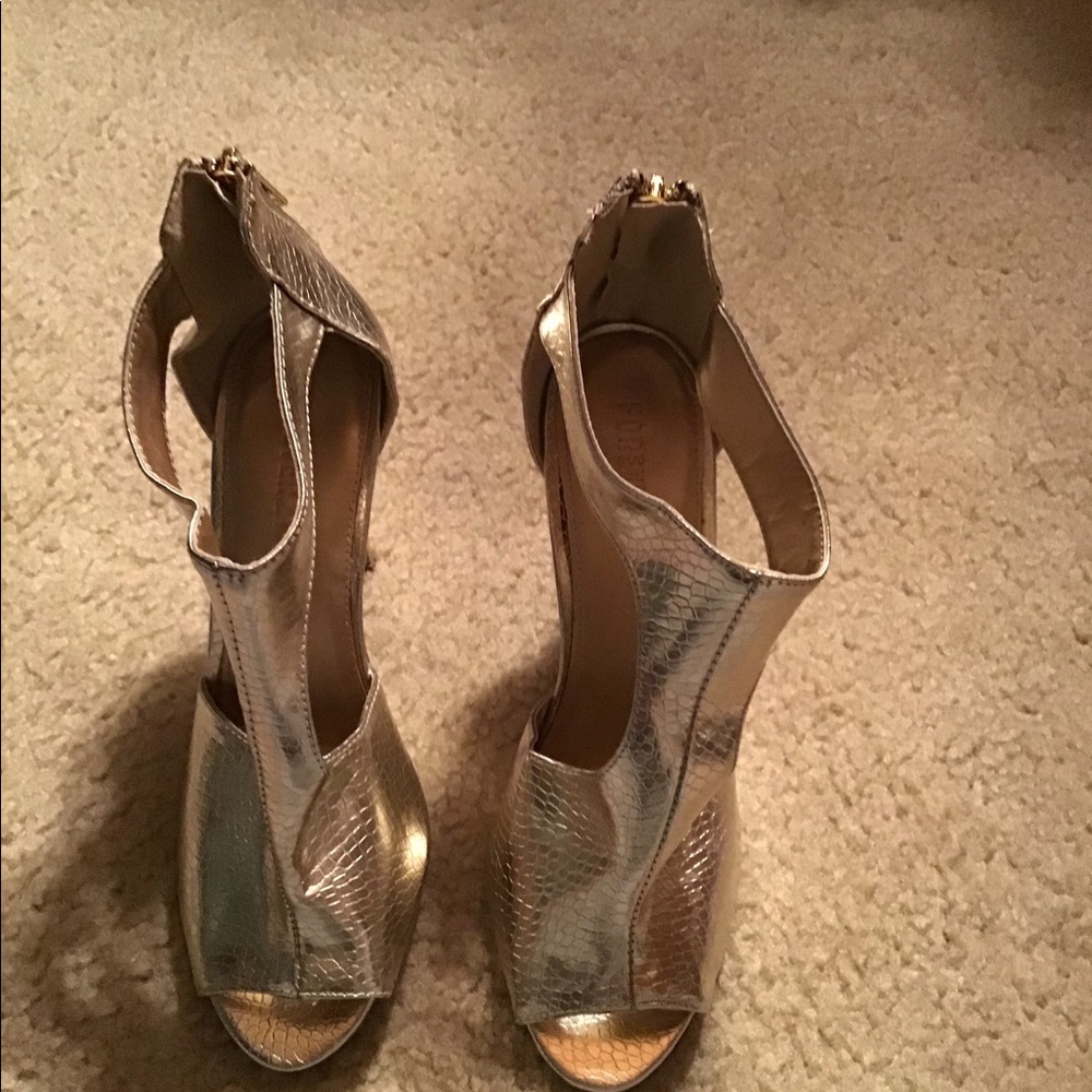 Gold heels